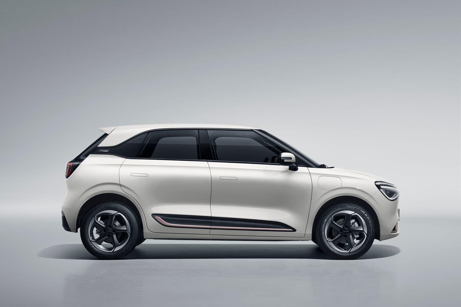 Dongfeng BOX side profile